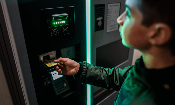 Cardtronics