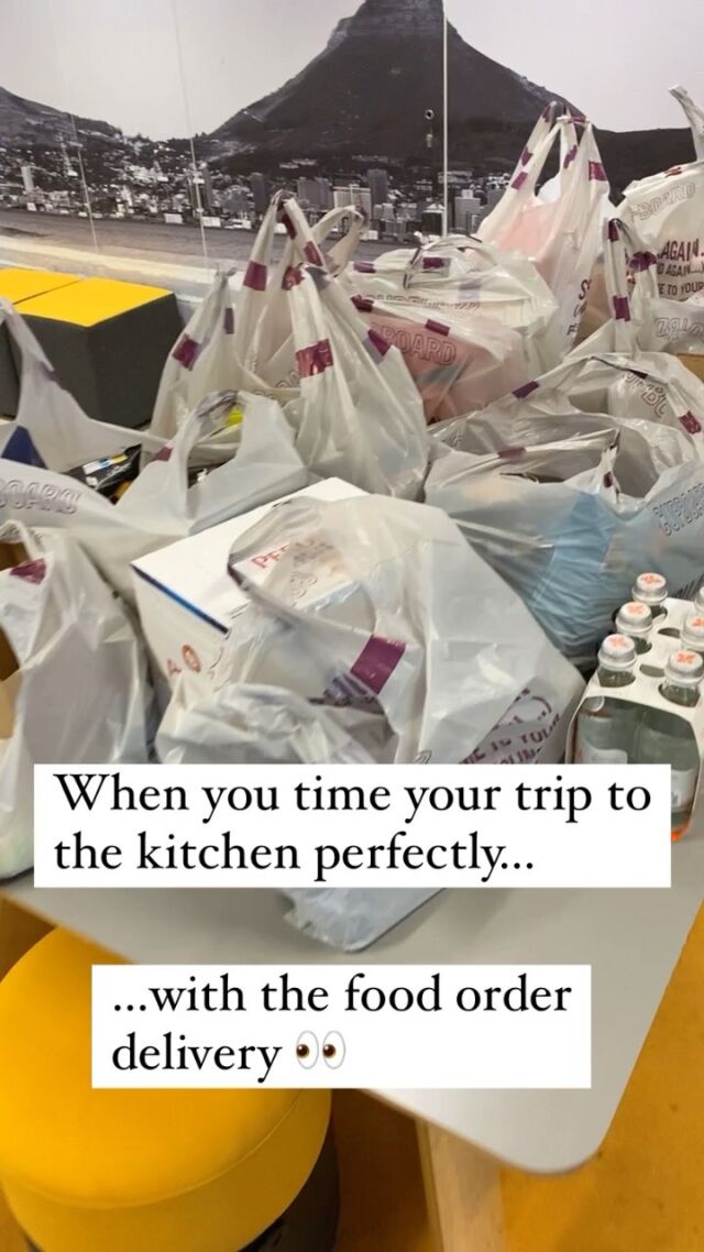 #workculture #officeculture #consultingcomedy #consultingmeme #consultinghumour #officesnacks #officesnackstash